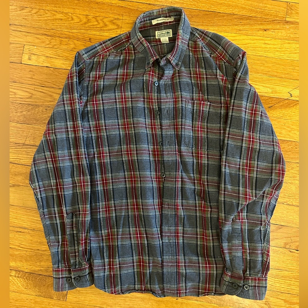 LL Bean Flannel Shirt (Men’s M) in Scotch Plaid